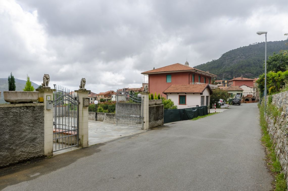751 | Castiglione Chiavarese - Ville - Tigullio